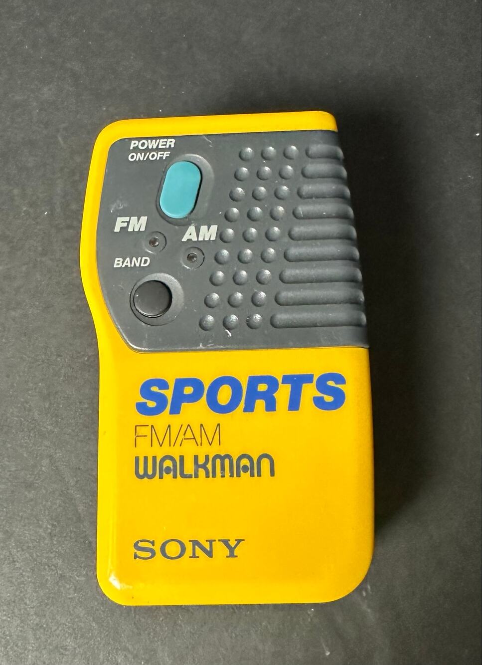 Sony Sports AM/FM Walkman Radio Yellow SRF-8 With Belt Clip Tested y2k style